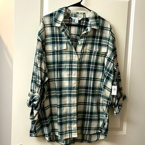 Old Navy flannel boyfriend shirt